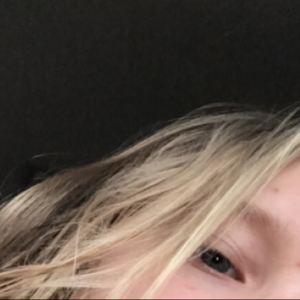 Meet your Posher, Hannah